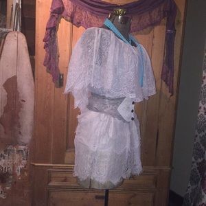 Dresses - Gorgeous vintage lace dress Dresses - Gorgeous vintage lace dress